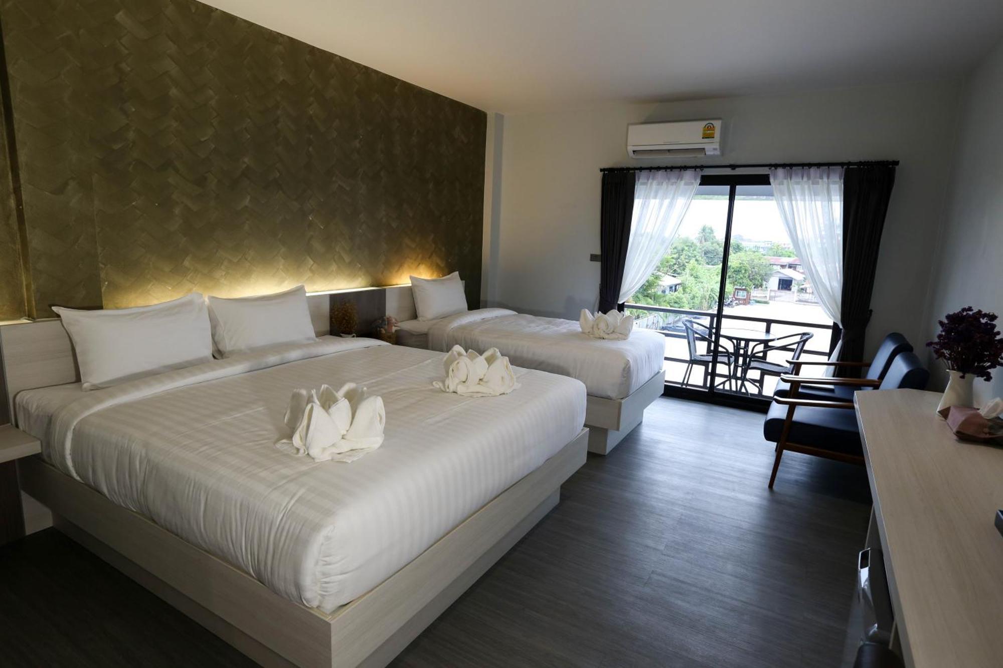 Socool Grand Hotel Nang Rong Exterior photo