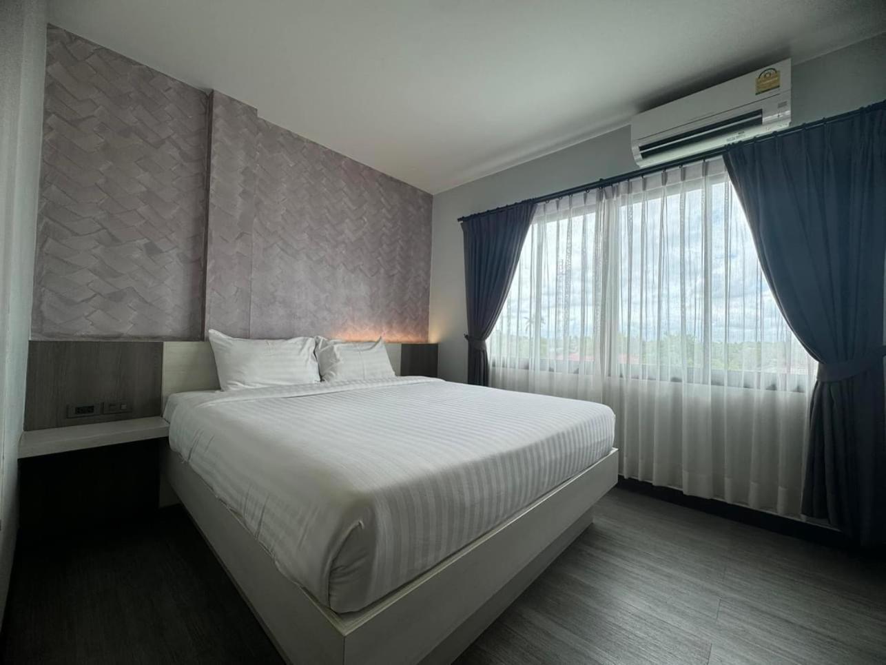 Socool Grand Hotel Nang Rong Exterior photo