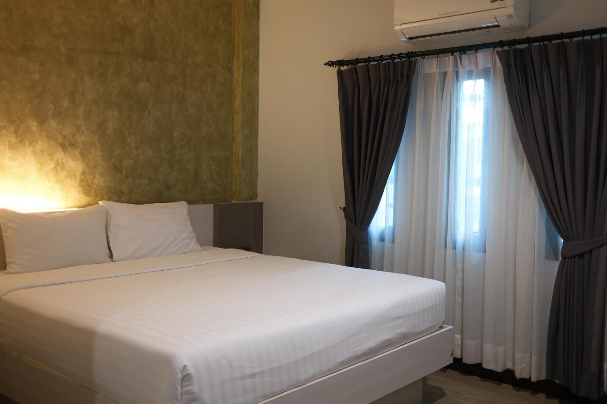 Socool Grand Hotel Nang Rong Exterior photo