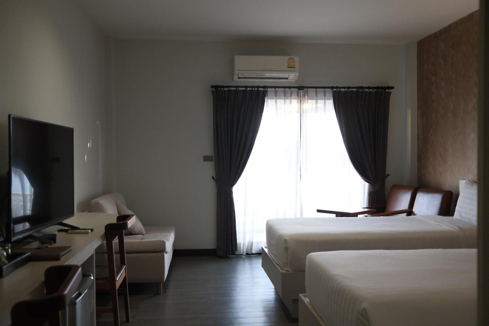 Socool Grand Hotel Nang Rong Exterior photo