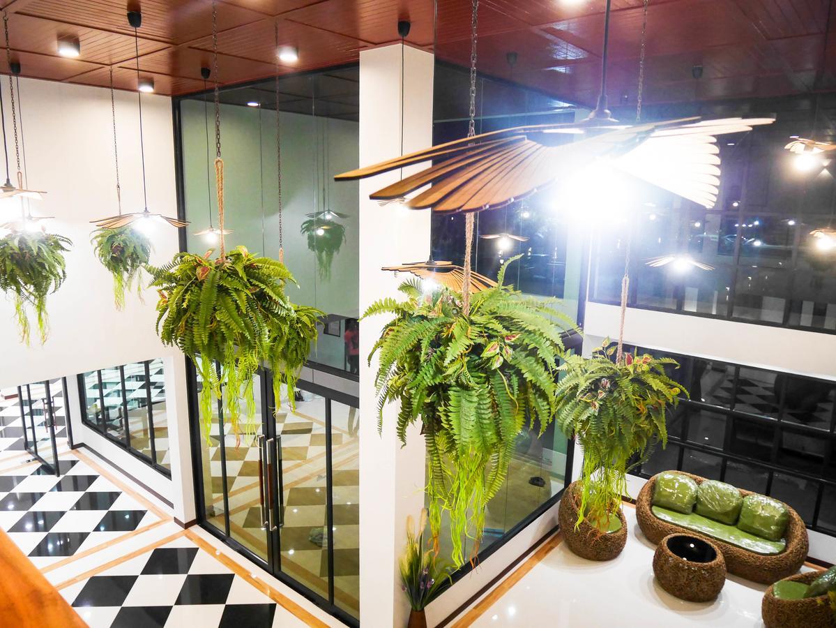 Socool Grand Hotel Nang Rong Exterior photo